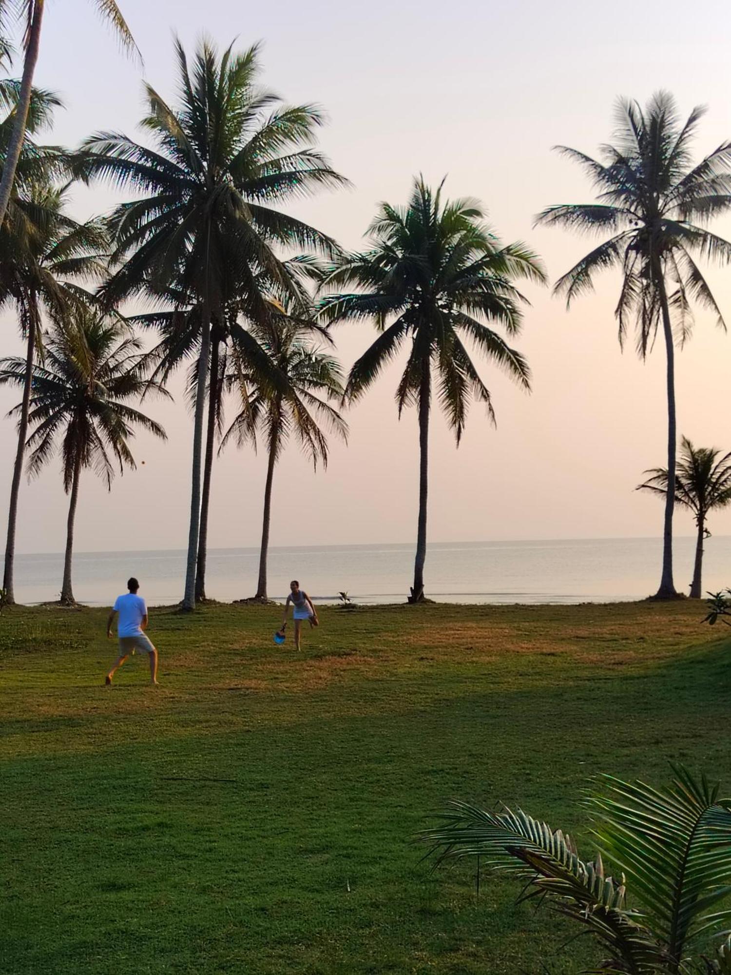 Baan Be Beach Lang Suan Esterno foto